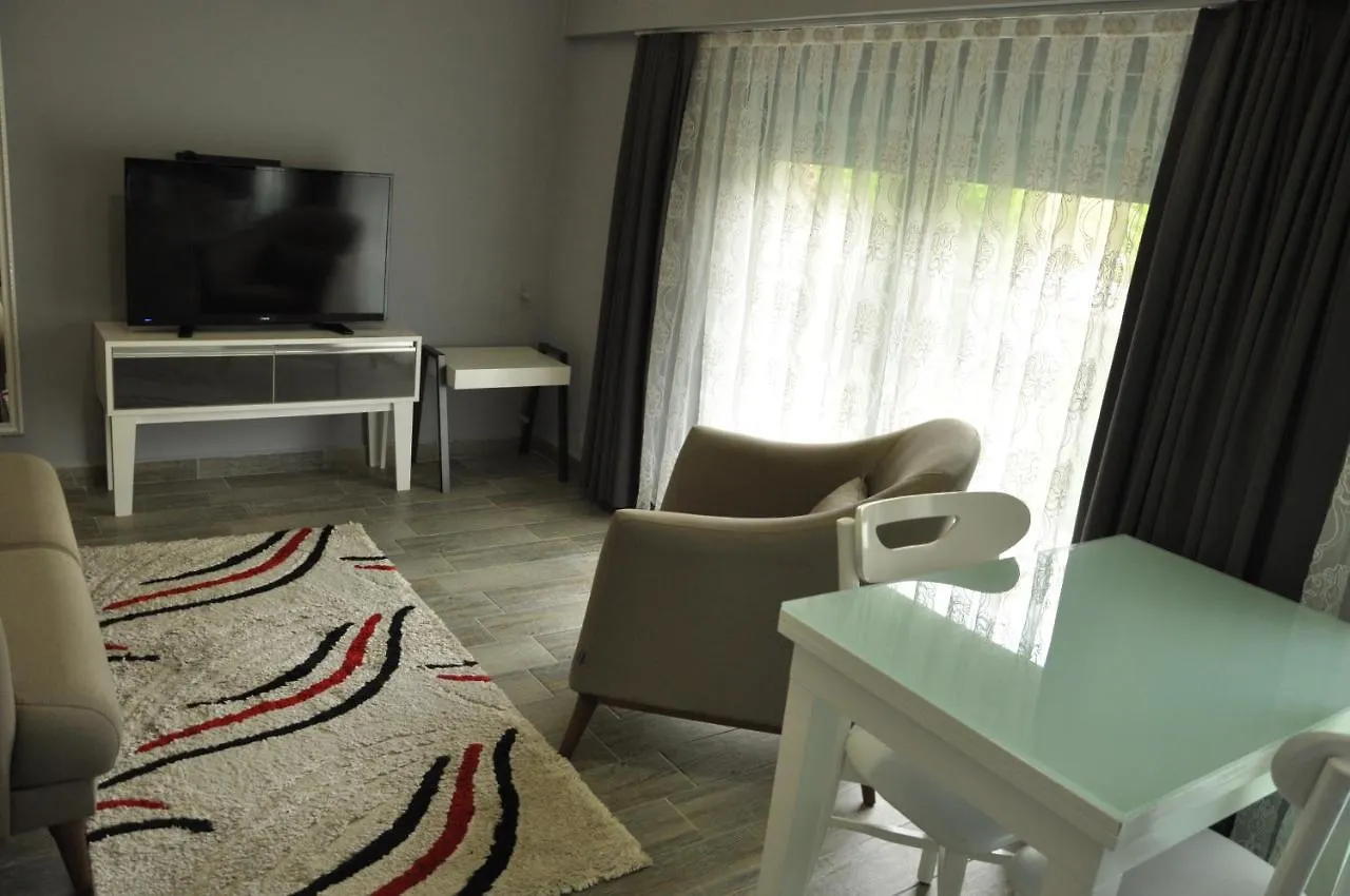 X Suite Apart Fethiye 0*,
